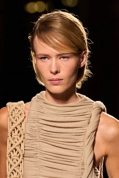 Look 56